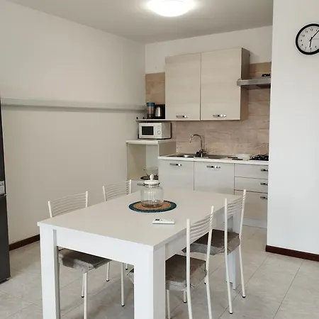 Unicumhouse Fiera - Stazione Porta Nuova Apartment