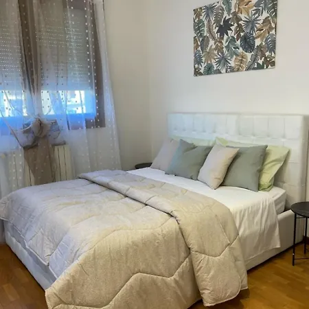 Unicumhouse Fiera - Stazione Porta Nuova Apartment *